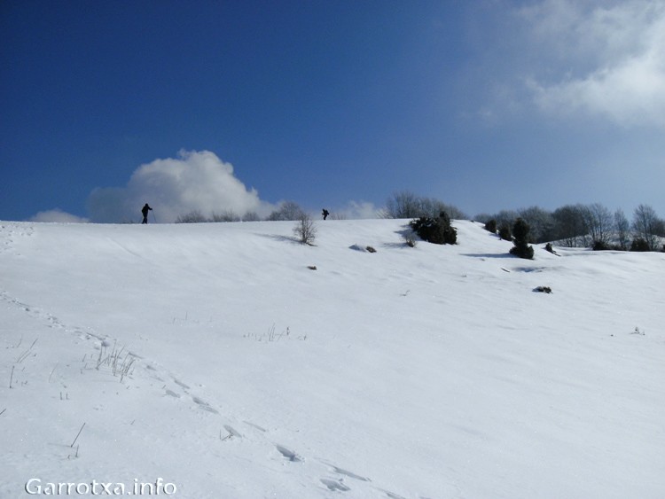 004 Prats amb dos pams de neu